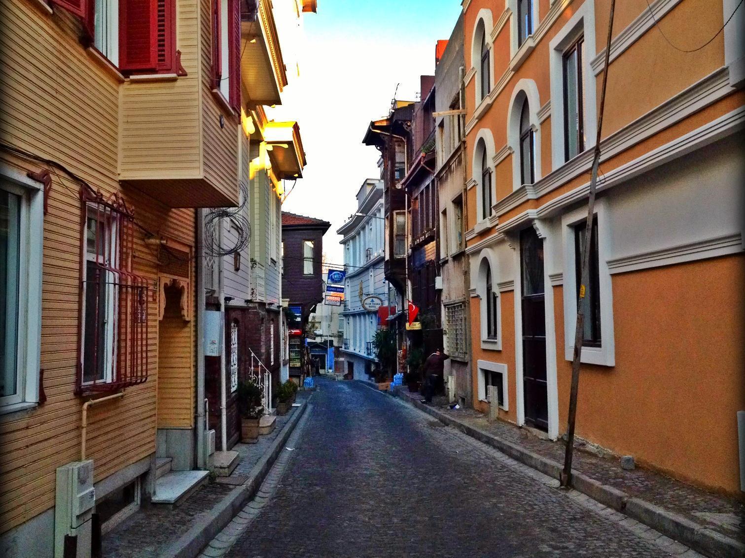Naz Wooden House Inn Istanbul Exterior photo